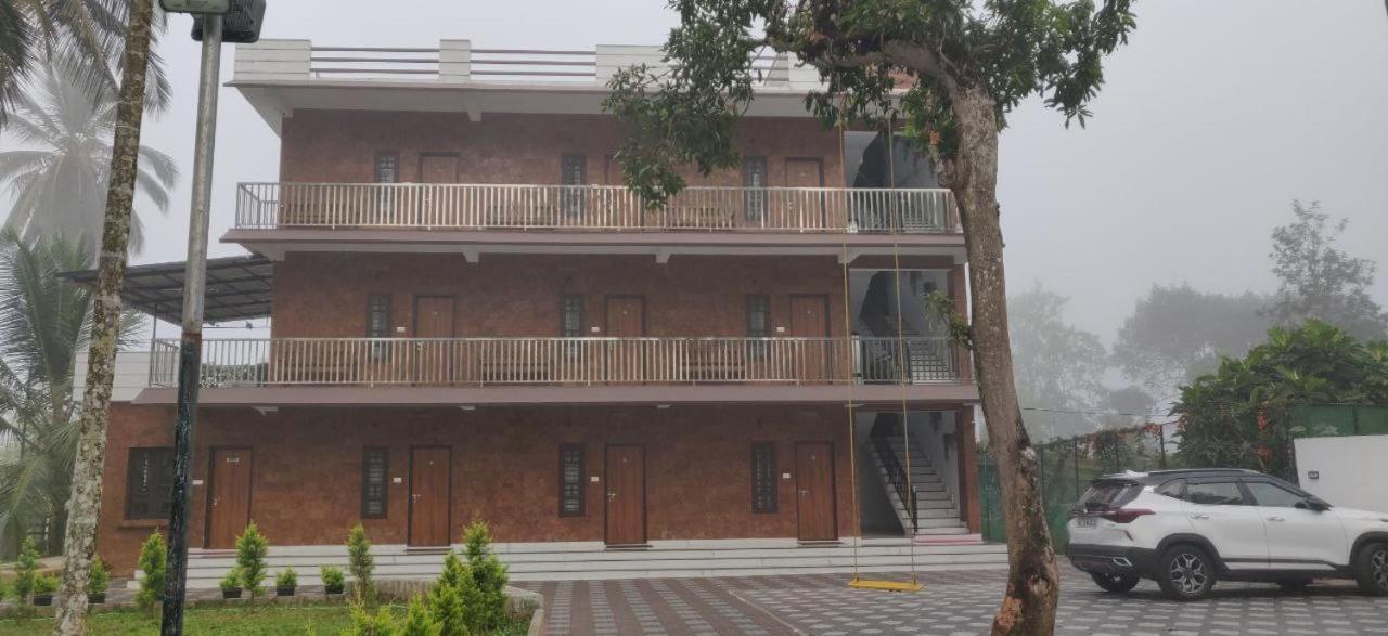 Dolphin Enclave Service Studio Apartments Kalpetta Εξωτερικό φωτογραφία