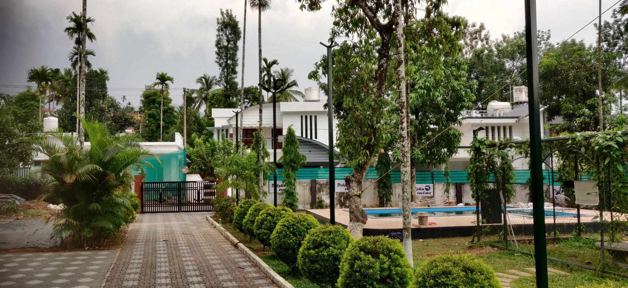 Dolphin Enclave Service Studio Apartments Kalpetta Εξωτερικό φωτογραφία